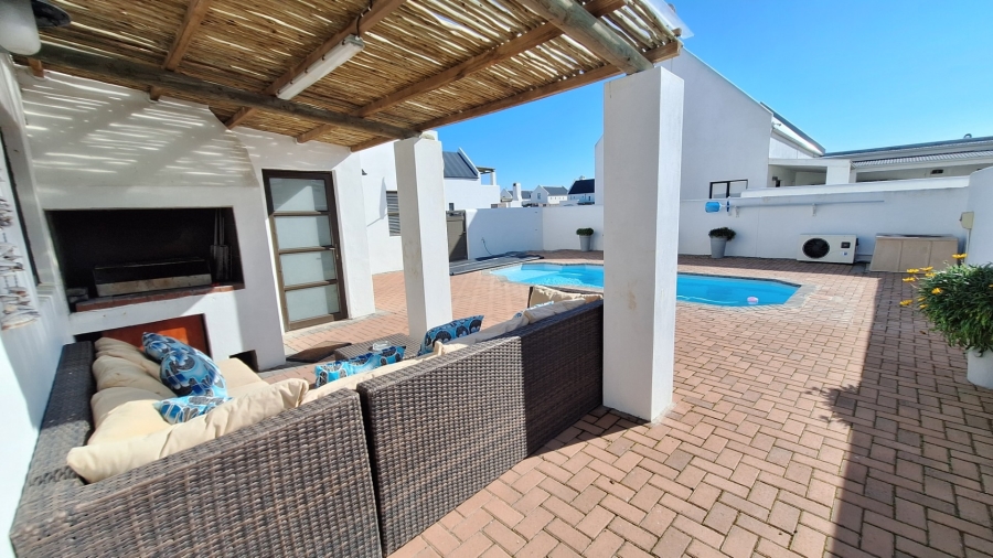 3 Bedroom Property for Sale in Dwarskersbos Western Cape